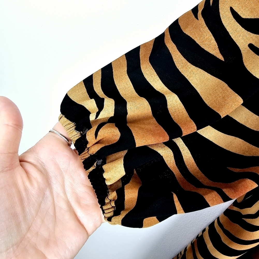 Chico's Tiger Print Maxi Dress NWT - Picture 12 of 16